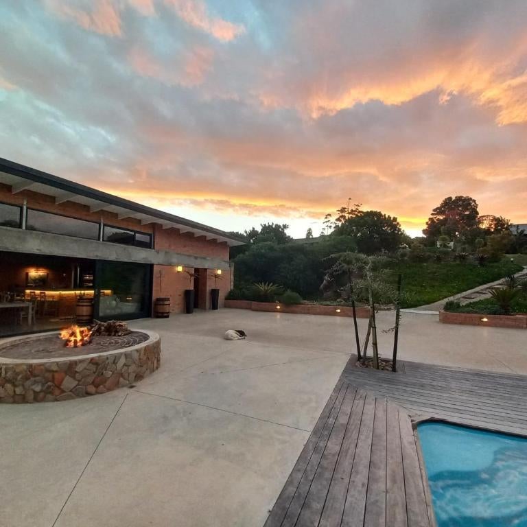 Fijnbosch Game Lodge Jeffreys Bay Thumbnail