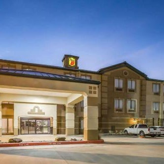 Super 8 by Wyndham Port Arthur/Nederland Area Thumbnail
