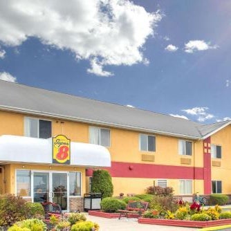 Super 8 by Wyndham Medina Thumbnail