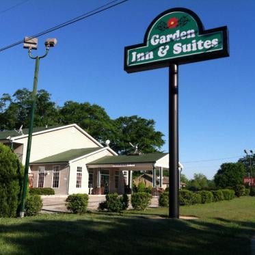 Garden Inn and Suites near Callaway Gardens Pine Mountain Thumbnail