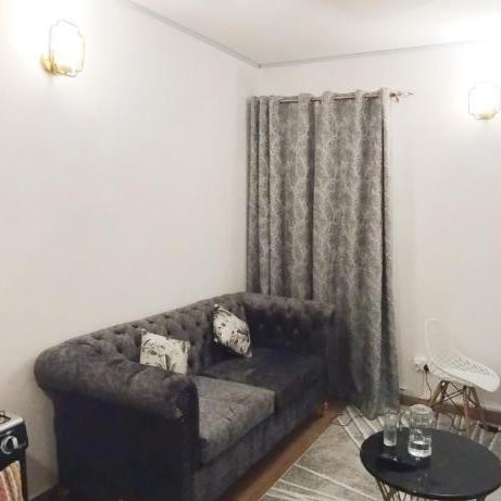 Gee's Holiday Home Apartment in Mombasa CBD - Parking Thumbnail