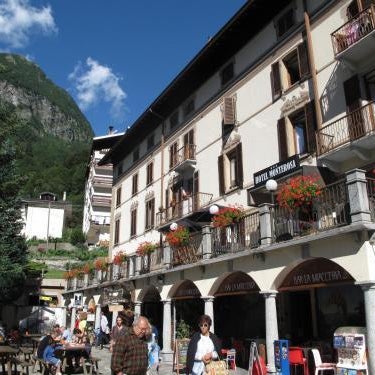 Hotel Monterosa