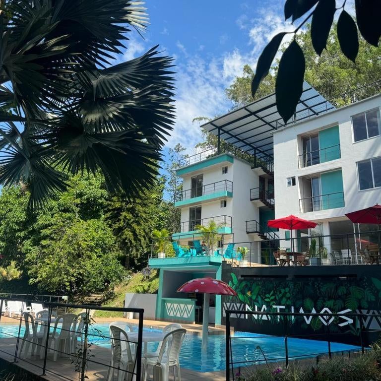 HOTEL NATIVOS
