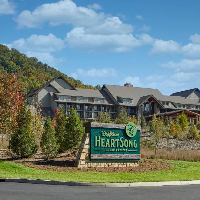 Dollywood's HeartSong Lodge & Resort Thumbnail