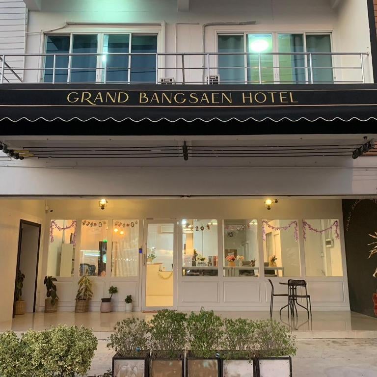 Grand Bangsaen Hotel