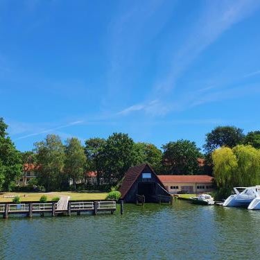 Waldhotel am See Berlin-Schmöckwitz Thumbnail