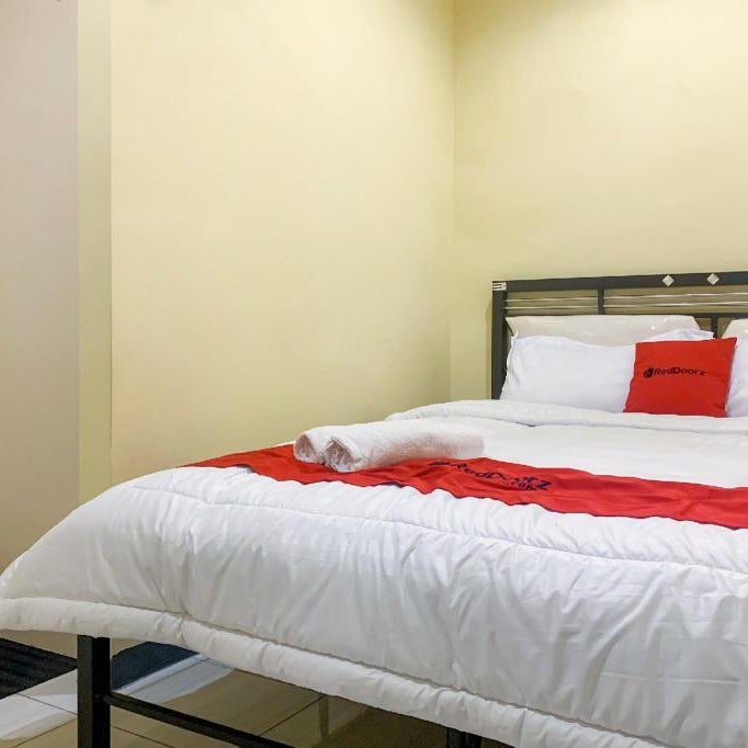 RedDoorz @ Balaraja Centre Plaza Thumbnail
