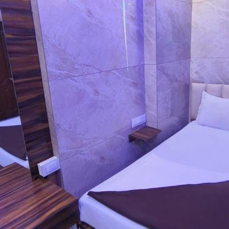Solstay Inn Residency 