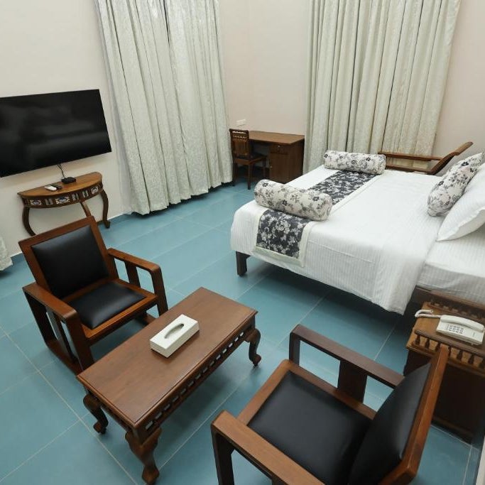 Le Colonial Suites Thumbnail