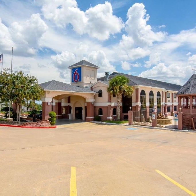 Studio 6 Suites Brenham, TX Thumbnail