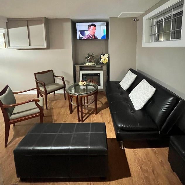 West Edmonton Perle Palace Thumbnail