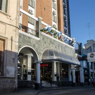 San Nicolas Plaza