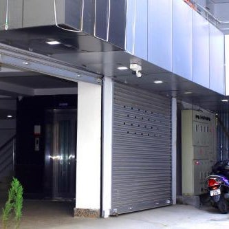 K11 Express - Opp Express Avenue