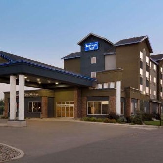 Travelodge by Wyndham Weyburn Thumbnail