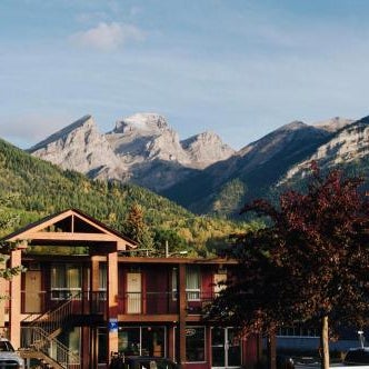 Canadas Best Value Inn and Suites Fernie Thumbnail