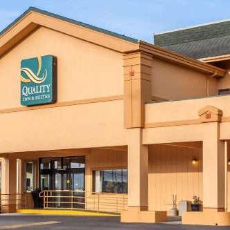 Quality Inn & Suites At Coos Bay Thumbnail