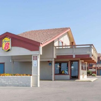 Super 8 by Wyndham Fort Bragg Thumbnail