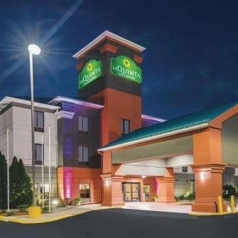La Quinta Inn & Suites by Wyndham Louisville East Thumbnail