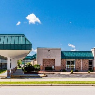 Red Roof Inn & Suites Dekalb Thumbnail