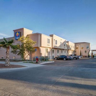 Comfort Inn & Suites I-10 Airport Thumbnail