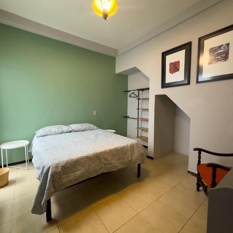 Cuarto 2 - Roma Norte Cama Queen Size Thumbnail