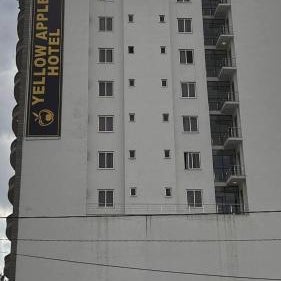 yellow apple hotel Thumbnail