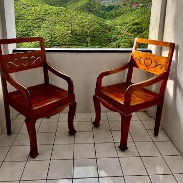 Hotel Silver Falls - Your Cozy & Budget-Friendly Escape in Nuwara Eliya!