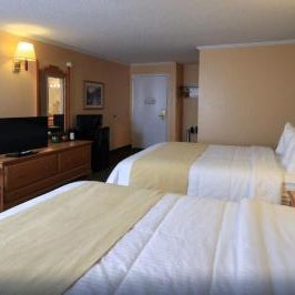 Comfort Inn & Suites Thumbnail