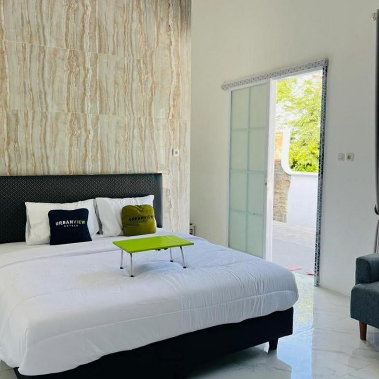 Urbanview Hotel Nimara Ngawi by RedDoorz