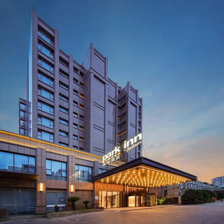 Park Inn by Radisson Wenzhou Longwan International Airport Wanda Plaza