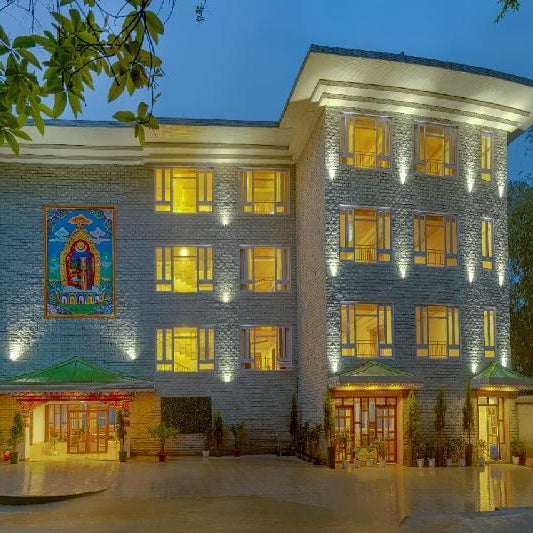 Treenz Hotel