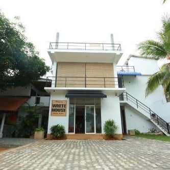 White House Holiday Resort