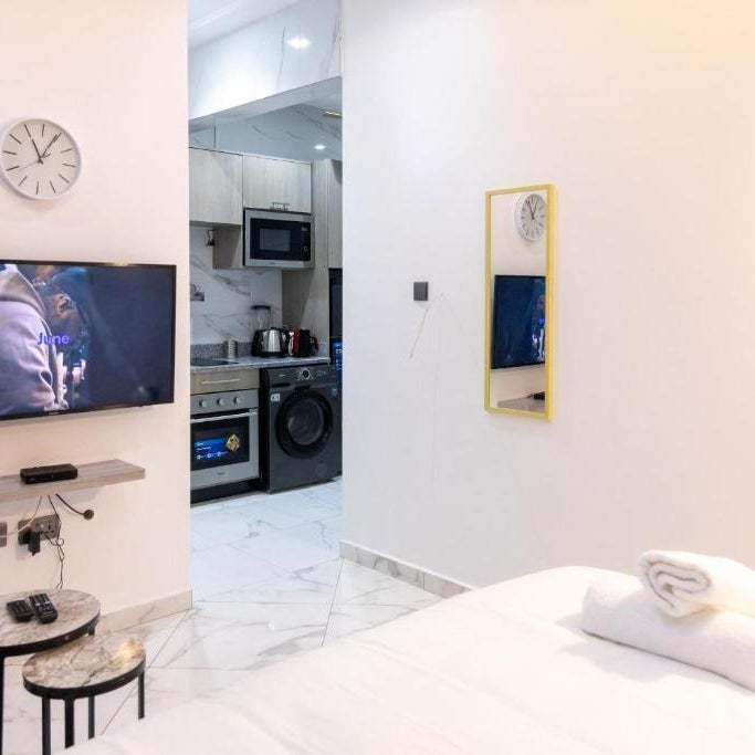 Classy Studio Apartment, East Airport Thumbnail
