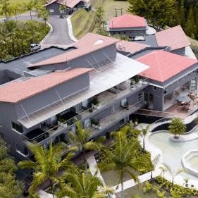 Tau House