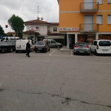 Albergo Trattoria AL TAJ