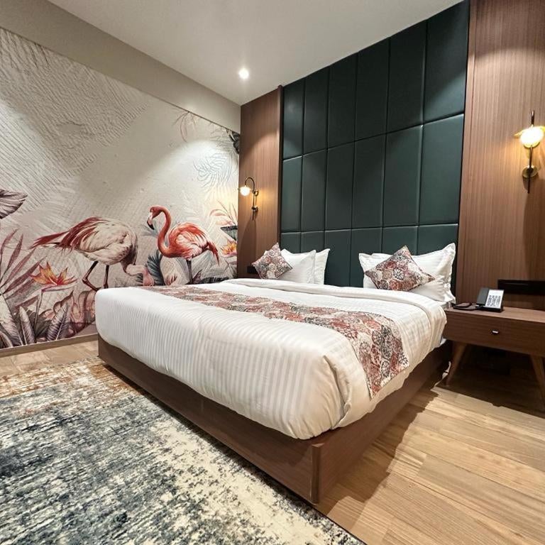 Hotel Park Royal -  near Sacred Dwarkadhish Temple