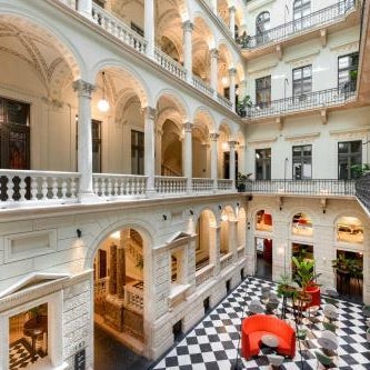 Hotel Oktogon Haggenmacher by Continental Group