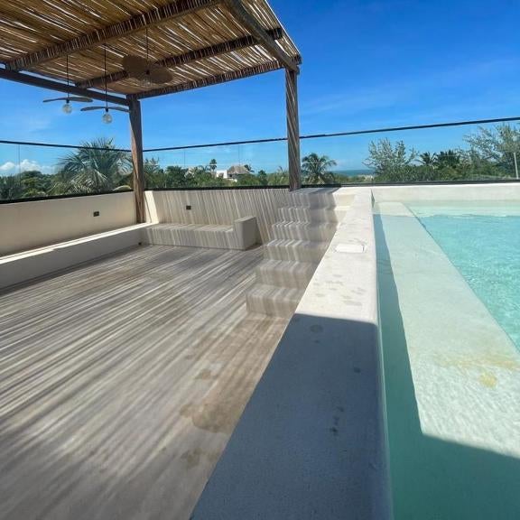 Casa Hood By the Sea Thumbnail