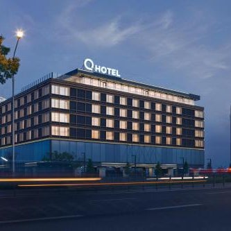 Q Hotel Plus Wroclaw Bielany Thumbnail
