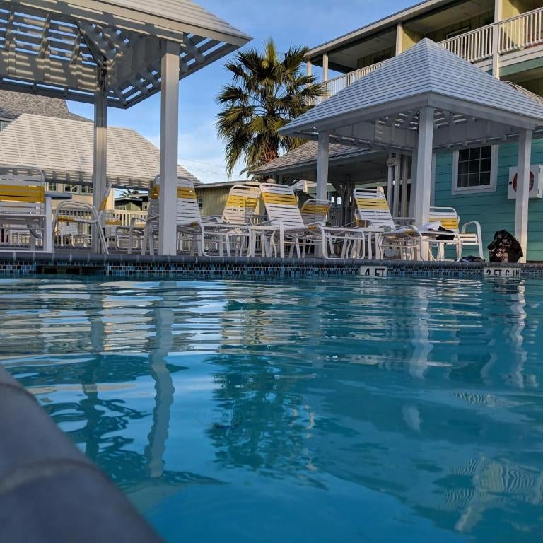 Seashell Village Resort near the beach with kitchens Thumbnail