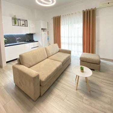 Newly renovated ONE bedroom apartment in Tirana Thumbnail
