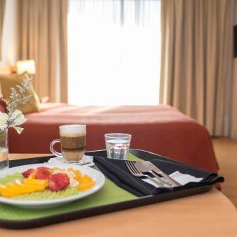 Maran Suites & Towers