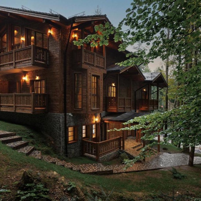 Chalet Royal Thumbnail