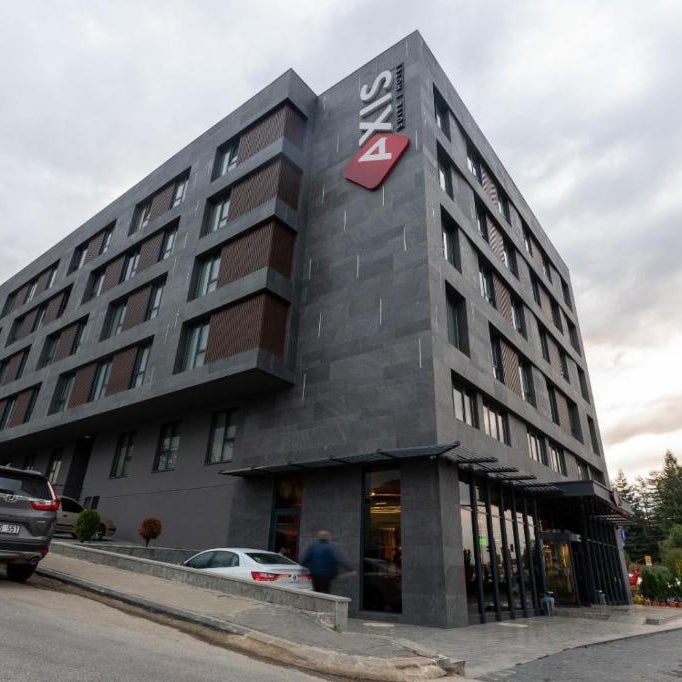 Axis Hotel