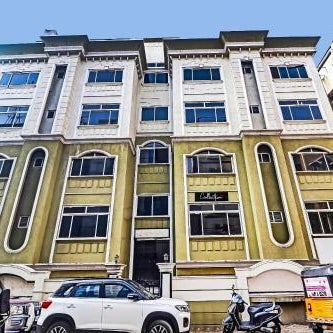 Capital O Samrat Palace Near Nampally Station Thumbnail
