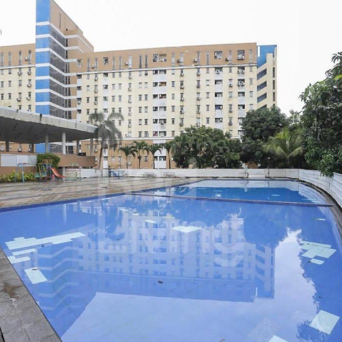RedLiving The Golf Apartement Modernland - Maria Room Tower Red Thumbnail