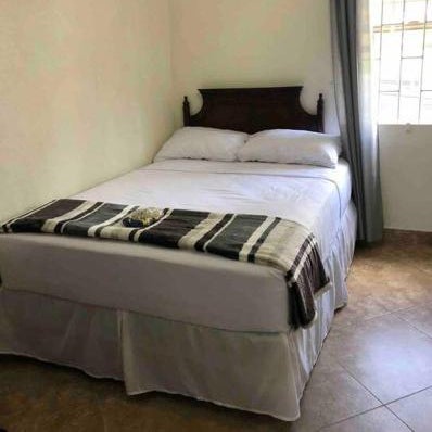 Kelly's Studio Apartment - Rental near Airport, Amenities and Bus Route Thumbnail
