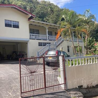 Stunning 2-Bed Apartment in Grand Roy Grenada Thumbnail