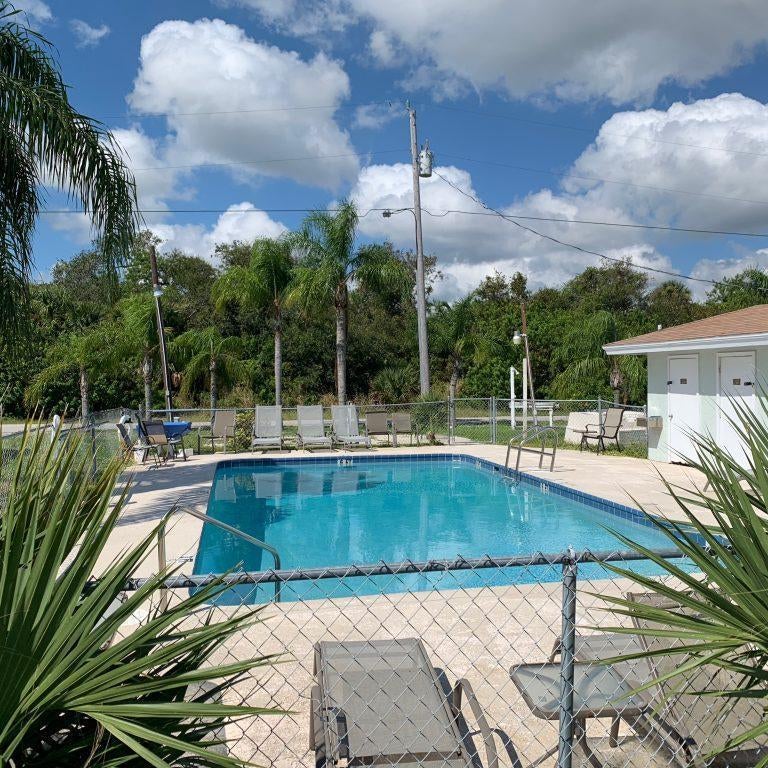 Sebastian Gardens Inn & Suites Thumbnail