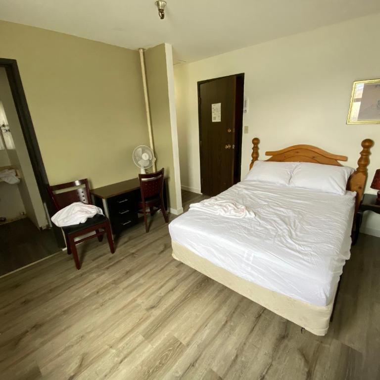 coldwater hotel Thumbnail